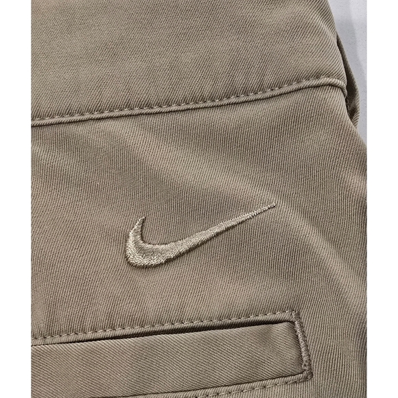 Nike Men's Chino Golf Shorts - Size 32 - Dri-FIT Comfort & Style - Picture 8 of 10